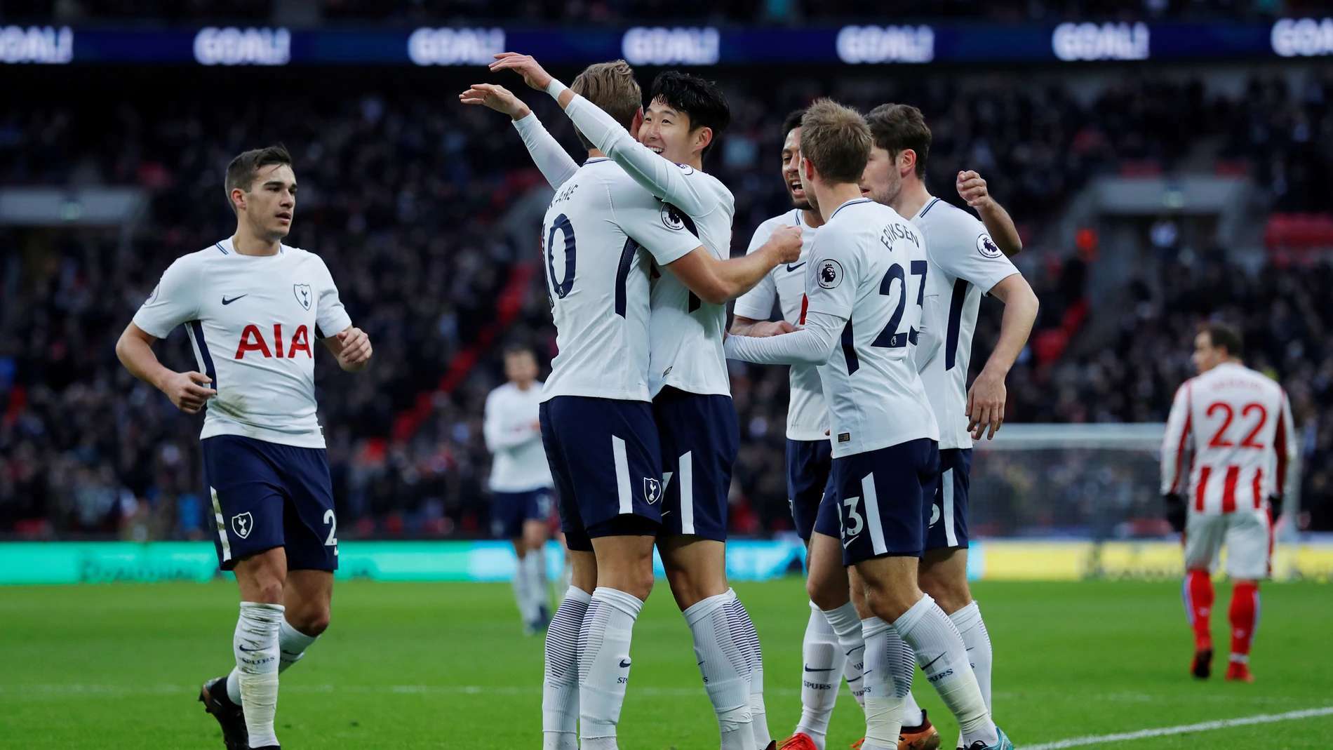 El Tottenham golea al Stoke City El Tottenham golea al Stoke City