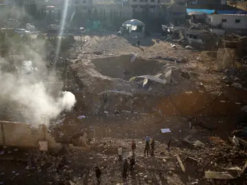 Efectos de un bombardeo de la aviación israelí sobre Gaza Efectos de un bombardeo de la aviación israelí sobre Gaza
