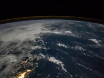 Los astronautas de la Estación Espacial Internacional comparten los espectaculares vídeos y fotografías que hacen desde el espacio
