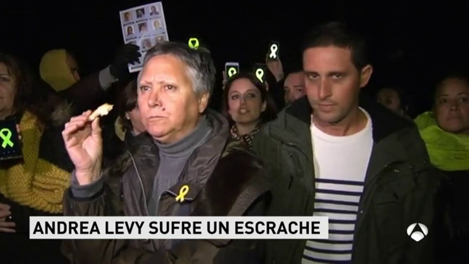 Andrea Levy sufre un escrache por parte de un grupo de independentistas