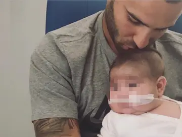 Jesé Rodríguez con su hijo Nyan Jesé Rodríguez con su hijo Nyan