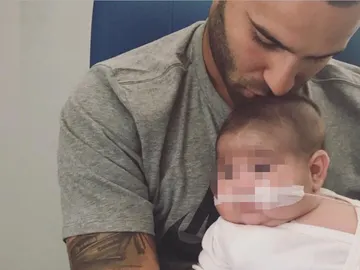 Jesé Rodríguez con su hijo Nyan Jesé Rodríguez con su hijo Nyan