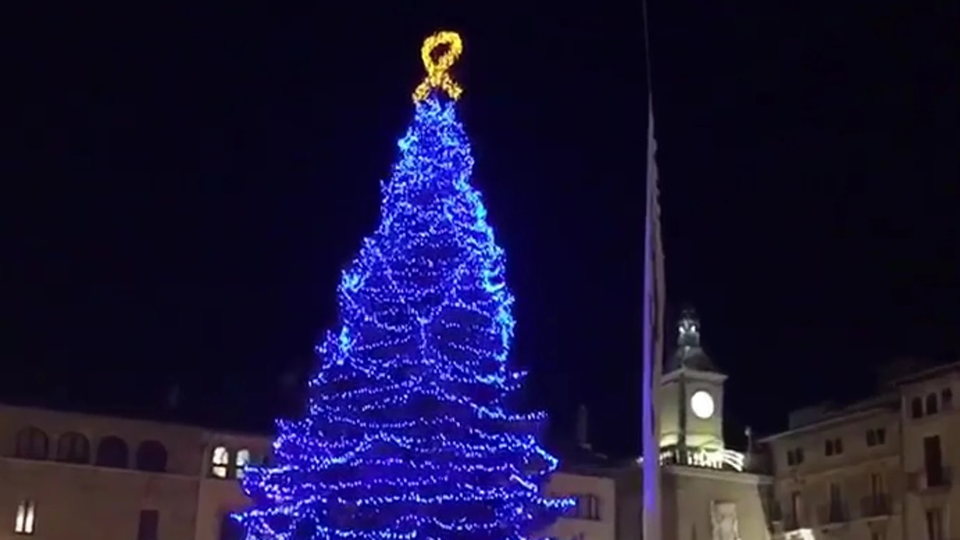 El árbol de Navidad de Vic El árbol de Navidad de Vic