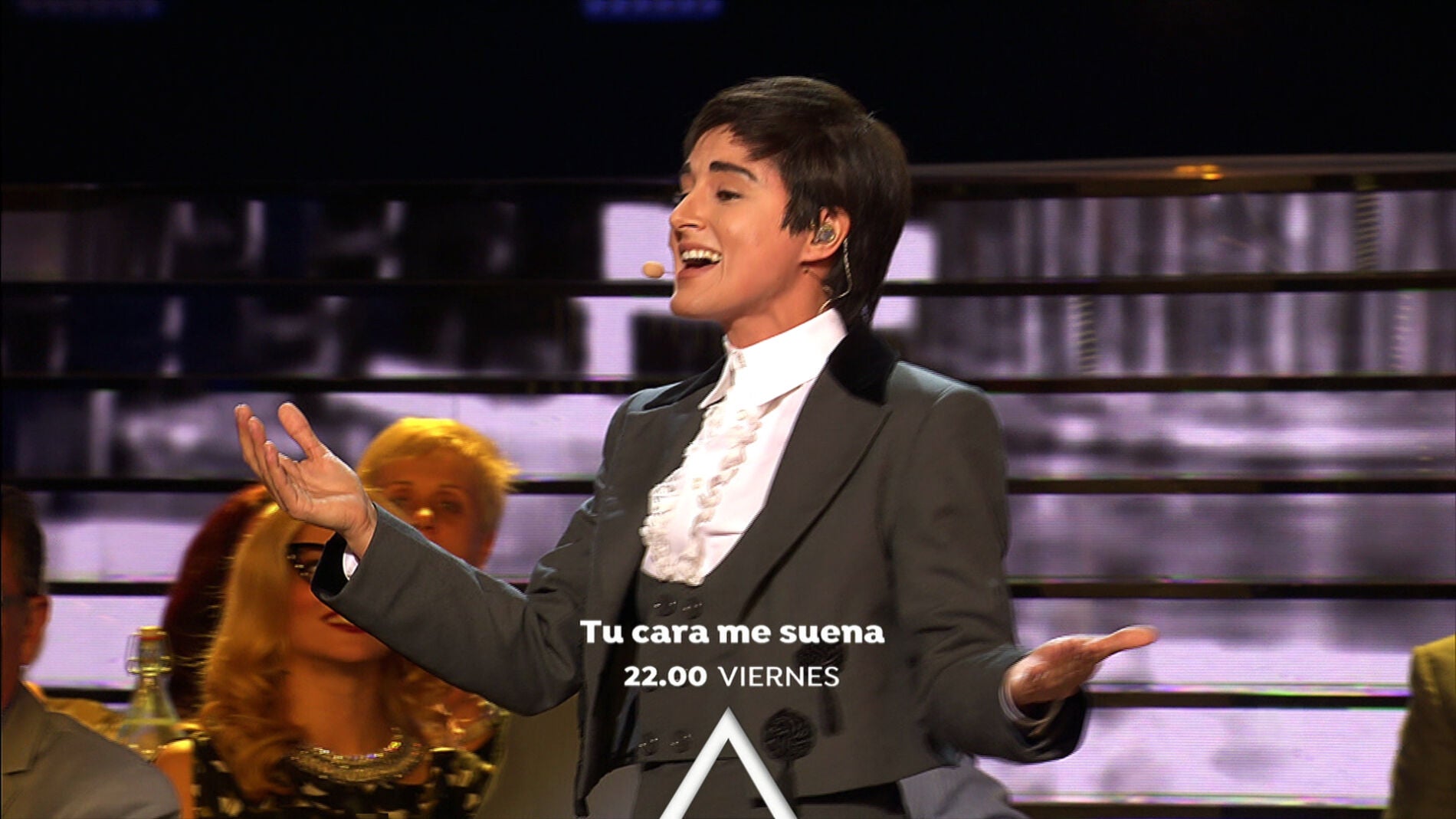 Grandes invitados y un p&uacute;blico entregad&iacute;simo en la und&eacute;cima gala de 'Tu cara me suena'