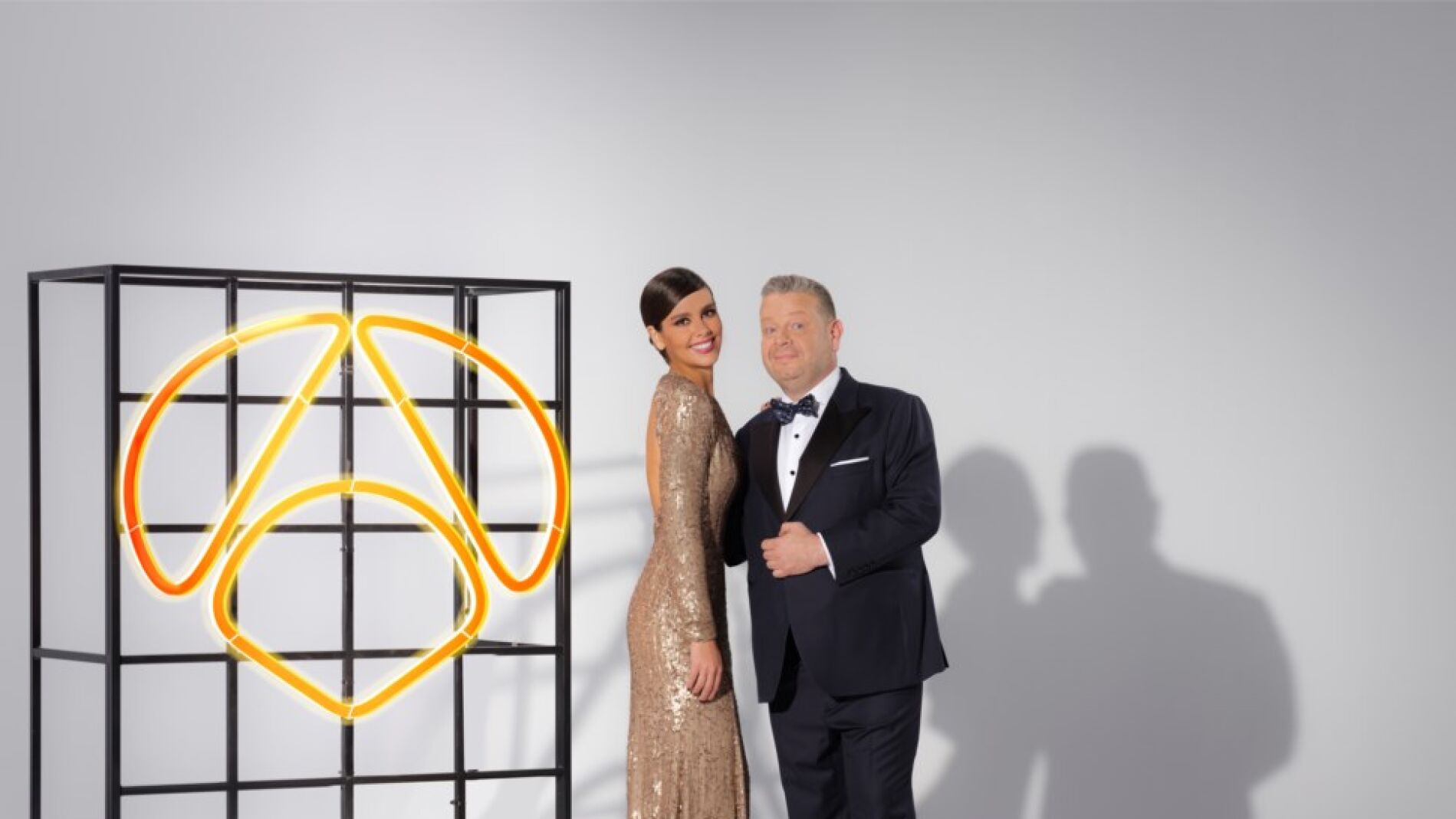 Cristina Pedroche y Alberto Chicote dar&aacute;n las campanadas en Antena 3