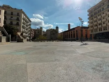 Plaza de la Constitución en Girona Plaza de la Constitución en Girona