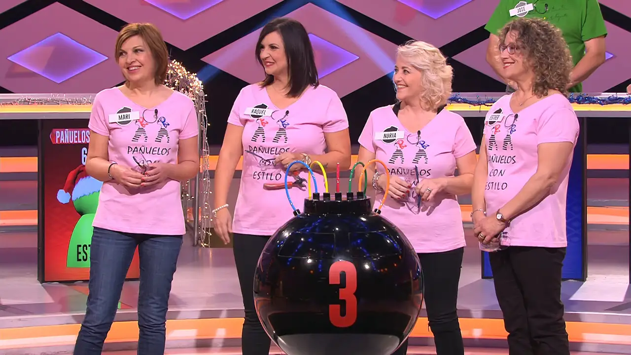 Aplauso unánime a 'Pañuelos con estilo'