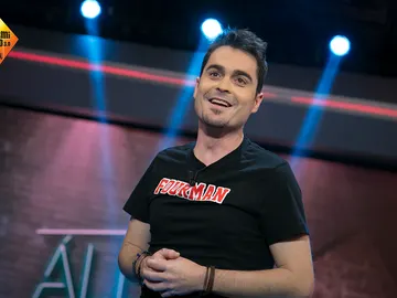 Álex Clavero: "¿Por qué no ponen persianas en los hoteles?" Álex Clavero: "¿Por qué no ponen persianas en los hoteles?"