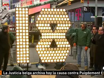 TIMES SQUARE TIMES SQUARE