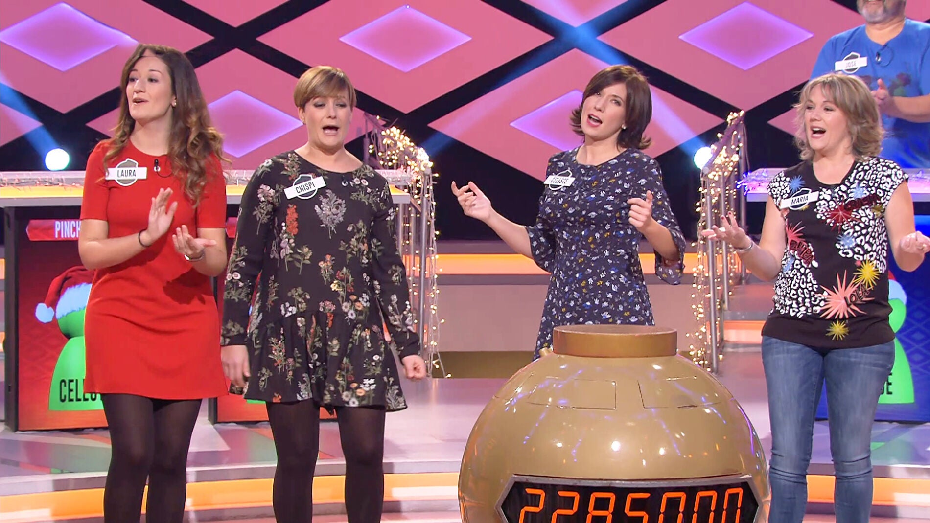 El equipo de las 'Pinchatinas' da el do de pecho en '&iexcl;Boom!' con sus c&aacute;nticos
