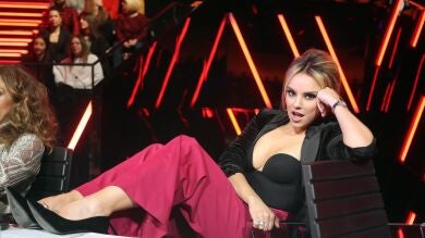 La confesión de Chenoa tras “arder” con la actuación de Miquel Fernández