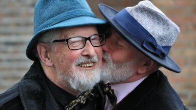 Dos irlandeses heterosexuales se casan para evitar que uno de ellos pague el impuesto de herencia de 50.000 euros