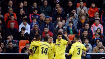 El Villarreal celebra un gol