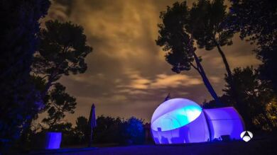 Una isla privada o dormir bajo las estrellas en un hotel de burbujas, los lugares más espectaculares para celebrar el fin de año