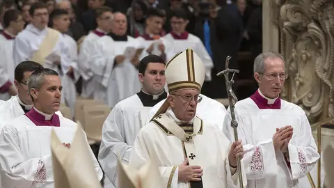 El Papa Francisco durante la Misa de Navidad El Papa Francisco durante la Misa de Navidad