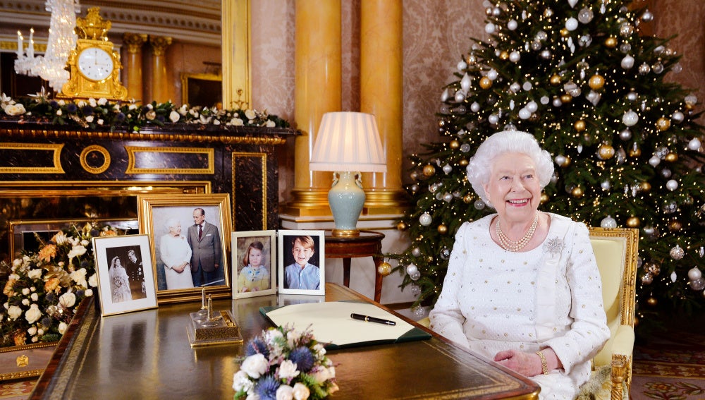 La Reina Isabel II durante el discurso