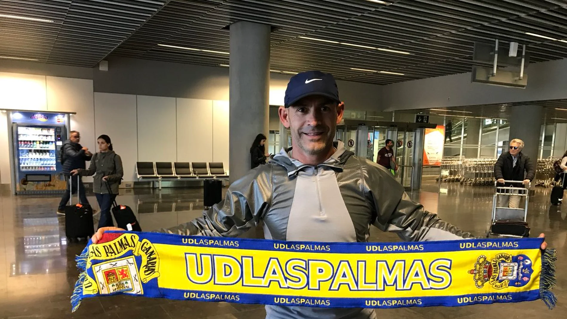 Jémez, a su llegada a Las Palmas Jémez, a su llegada a Las Palmas
