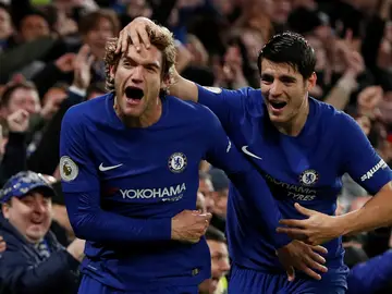 Marcos Alonso y Morata celebran un gol ante el Brighton Marcos Alonso y Morata celebran un gol ante el Brighton