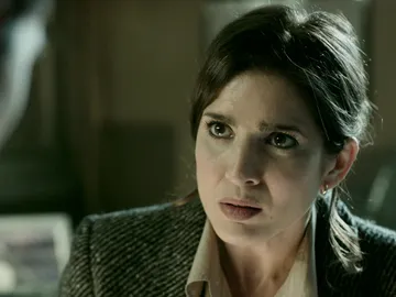 La traición se paga muy cara... Muy pronto, estreno de 'apaches', en Antena 3 La traición se paga muy cara... Muy pronto, estreno de 'apaches', en Antena 3