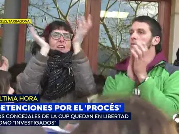 Los dos ediles de la CUP quedan en libertad tras negarse a declarar Los dos ediles de la CUP quedan en libertad tras negarse a declarar