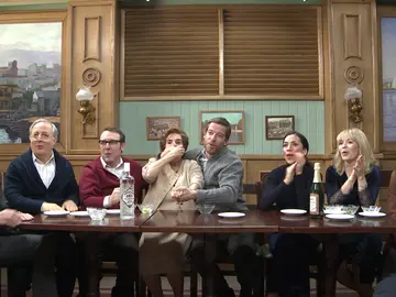 Los protagonistas de 'Amar es para siempre' se enfrentan al imposible y divertido test de Navidad Los protagonistas de 'Amar es para siempre' se enfrentan al imposible y divertido test de Navidad