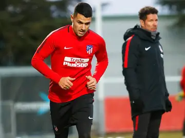 Vitolo, entrenando con el Atlético de Madrid Vitolo, entrenando con el Atlético de Madrid