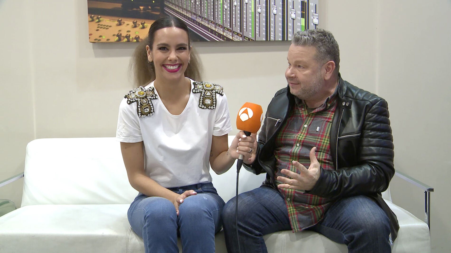 Cristina Pedroche y Alberto Chicote desvelan los motivos por los que no puedes perderte las 'Campanadas 2017'