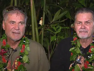 Descubren que son hermanos tras 60 años de amistad Descubren que son hermanos tras 60 años de amistad