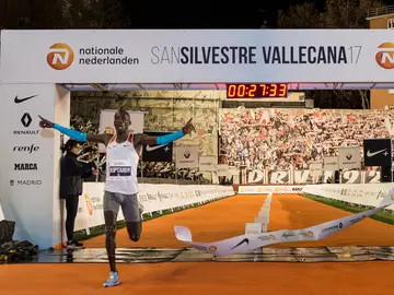 Kiptanui ganando la San Silvestre 2017 Kiptanui ganando la San Silvestre 2017