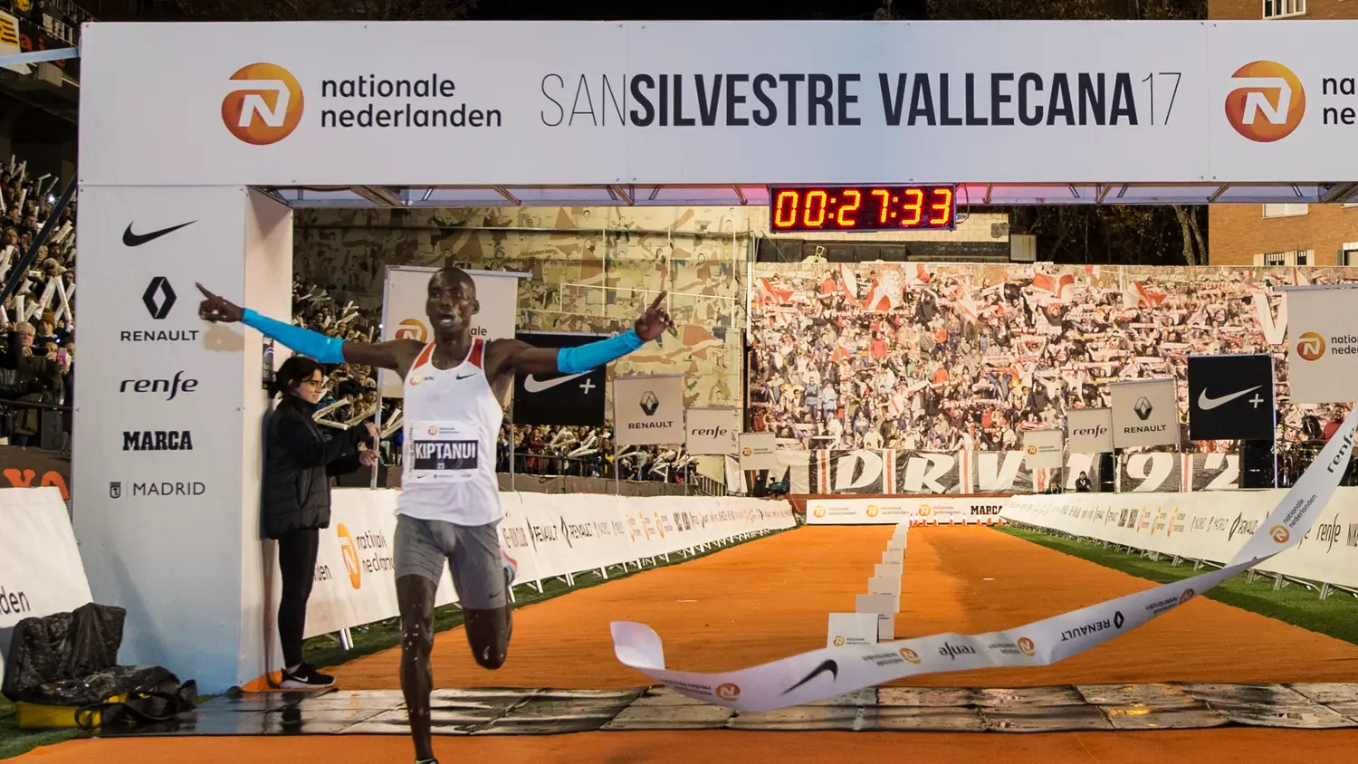 Kiptanui ganando la San Silvestre 2017 Kiptanui ganando la San Silvestre 2017