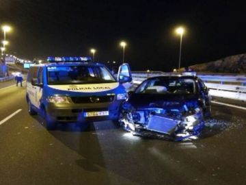 Detenido un conductor tras una persecución policial Detenido un conductor tras una persecución policial