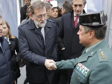 Rajoy felicita al coronel de la Guardia Civil Rajoy felicita al coronel de la Guardia Civil
