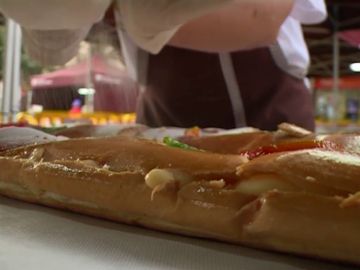 Un rosc&oacute;n gigante y solidario