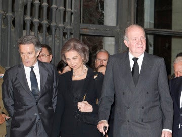 Alfonso Díez, reina Sofía y el rey Juan Carlos Alfonso Díez, reina Sofía y el rey Juan Carlos