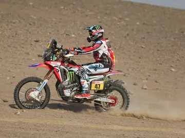 Kevin Benavides, en acción durante una etapa del Dakar Kevin Benavides, en acción durante una etapa del Dakar