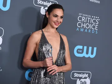 Gal Gadot en los Critics' Choice Award Gal Gadot en los Critics' Choice Award