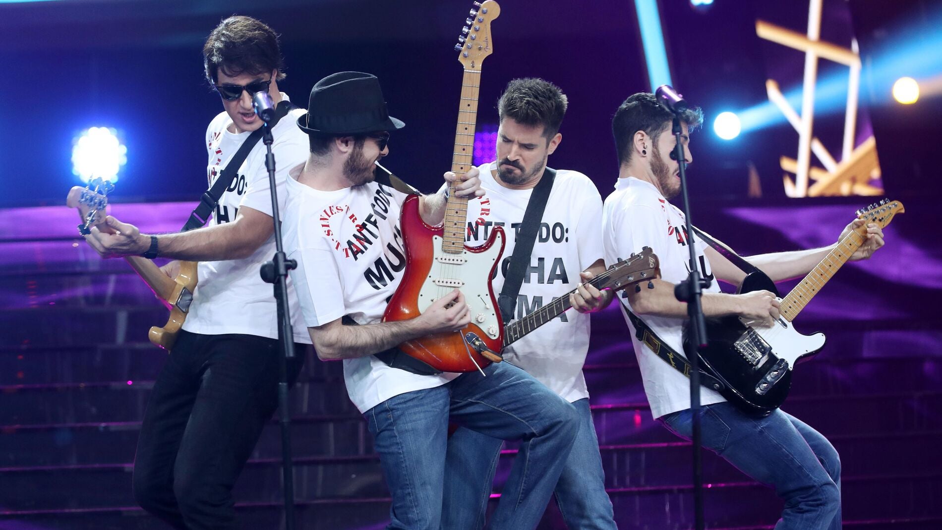 David Amor regresa a sus ra&iacute;ces en la piel de Siniestro Total con el tema &lsquo;Bailar&eacute; sobre tu tumba&rsquo;