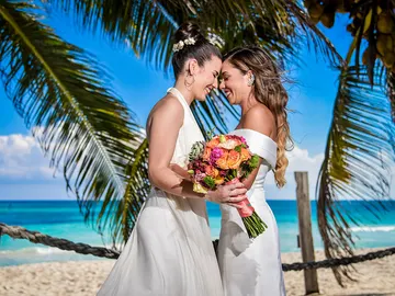 Sheyla y Carolyne, cómplices en su primera sesión de fotos Sheyla y Carolyne, cómplices en su primera sesión de fotos