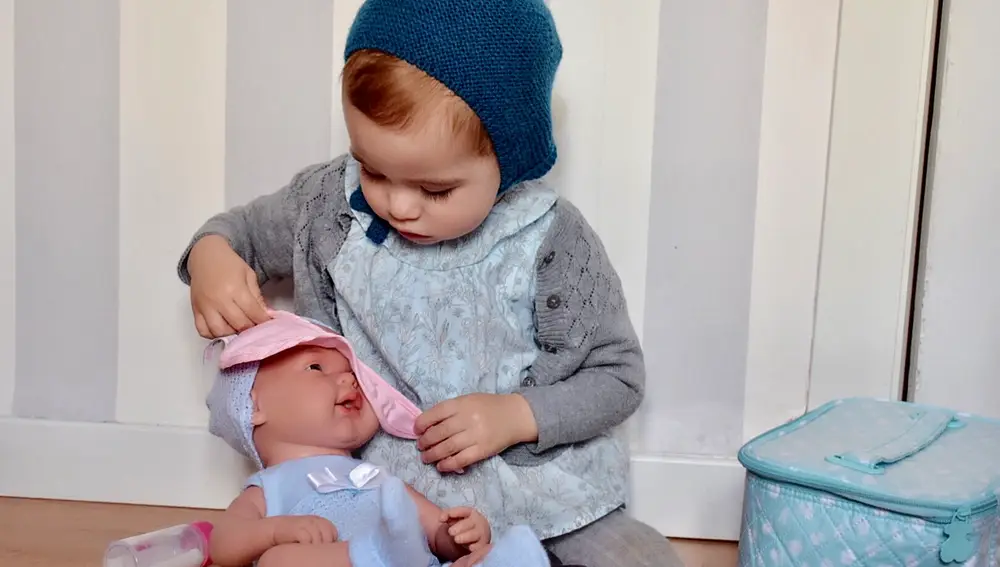Yo pensaba que al ser tan pequeña, Anita no se iba a dar ni cuenta Yo pensaba que al ser tan pequeña, Anita no se iba a dar ni cuenta