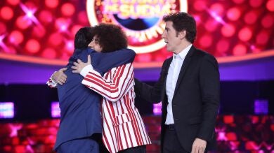 Miquel Fernández triunfa de nuevo y cede su premio a La Terremoto de Alcorcón en la decimotercera gala de ‘Tu cara me suena’