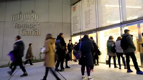 Expectación en los Teatros de Canal ante la obra 'Monte Olimpo' Expectación en los Teatros de Canal ante la obra 'Monte Olimpo'