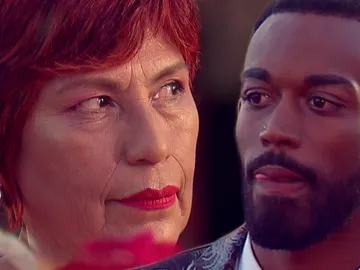 La futura suegra, sorprendida: "Esperaba una zanahoria y se ha encontrado un bombón de chocolate" La futura suegra, sorprendida: "Esperaba una zanahoria y se ha encontrado un bombón de chocolate"