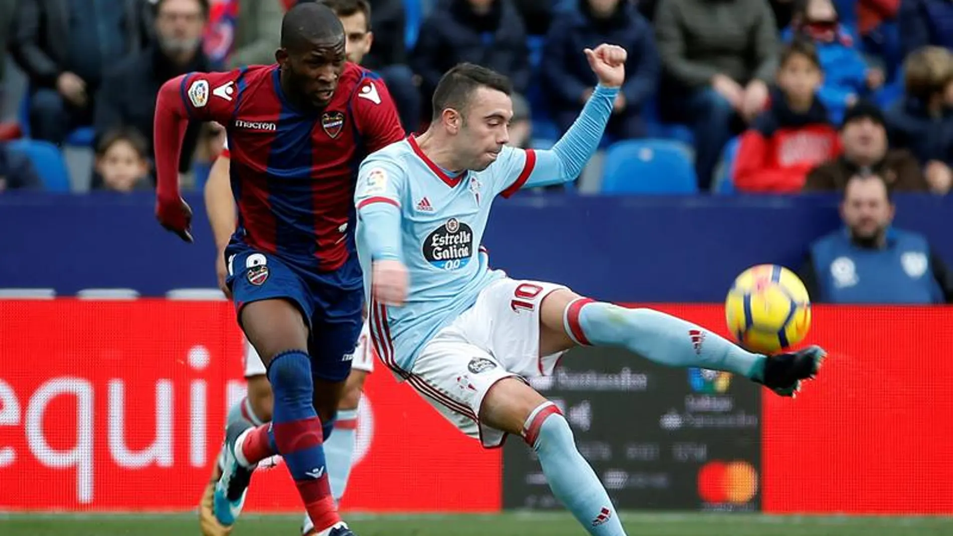 Jefferson Lerma y Iago Aspas Jefferson Lerma y Iago Aspas