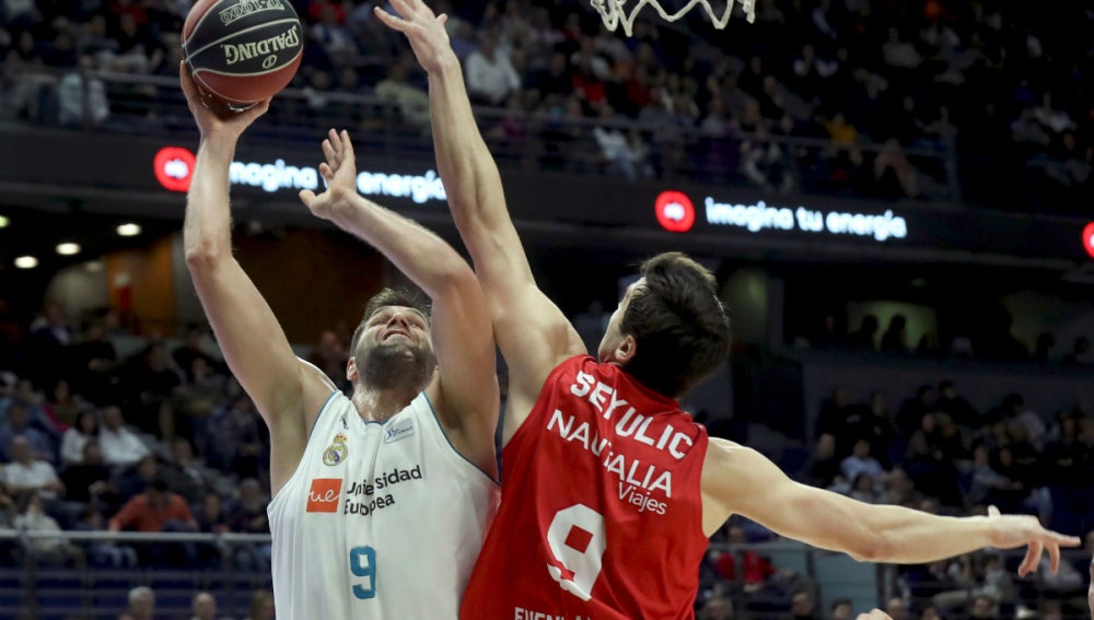 Felipe Reyes, ante Sekulic