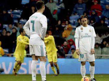 Cristiano y Modric se lamentan tras el gol del Villarreal Cristiano y Modric se lamentan tras el gol del Villarreal