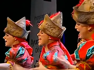 Pasodoble en Cádiz en apoyo a la víctima de la Manada Pasodoble en Cádiz en apoyo a la víctima de la Manada