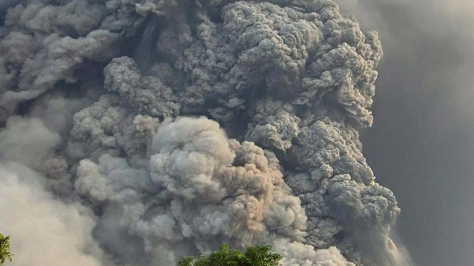 Un volcán en Papúa Nueva Guinea | Archivo Un volcán en Papúa Nueva Guinea | Archivo