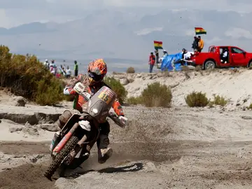 Laia Sanz durante la etapa del Dakar Laia Sanz durante la etapa del Dakar