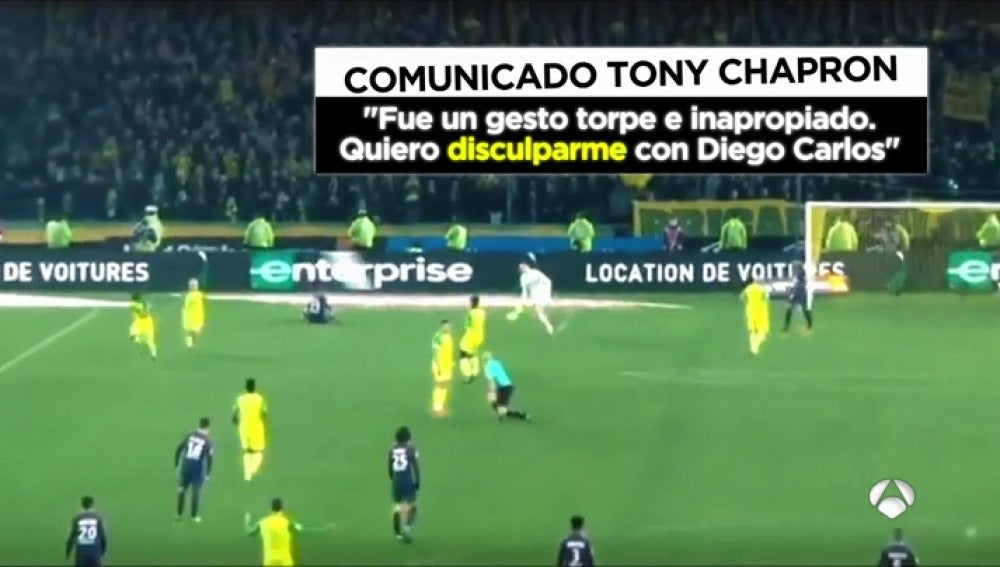 El árbitro de la patada al jugador del Nantes pide perdón: "Pido disculpas, fue un gesto torpe"
