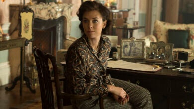 La gran anécdota con la que Vanessa Kirby se enteró que la reina Isabell II ve 'The Crown' 